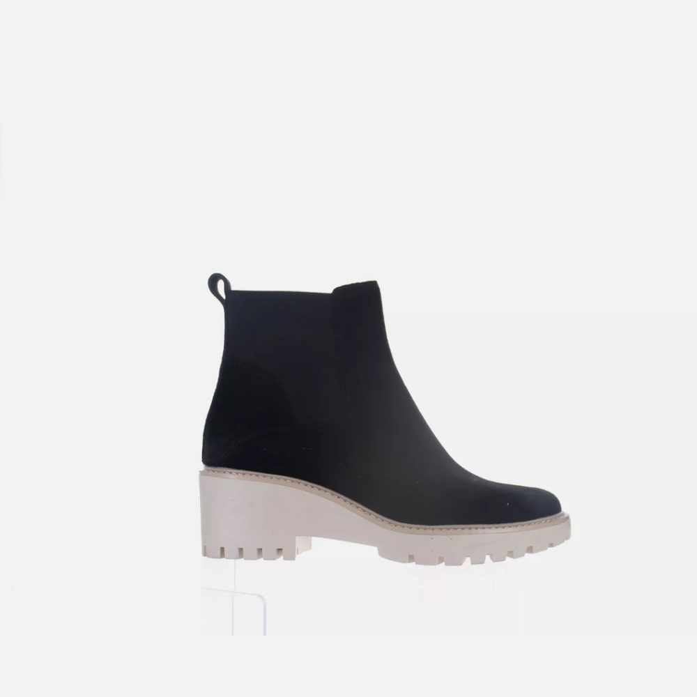 Dolce Vita Womens Haddie, Chelsea Boots Size 7.5 - LEATHER & WATERPROOF!